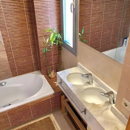 Modern Zen Bali Guest house Puerto Real